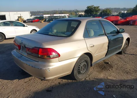 2001 Honda Accord 2.3 Lx из США, поврежденный, VIN 1HGCG65561A049927